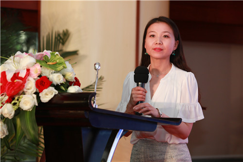?美國《室內設計》中文版雜志的編輯總監李征女士 ?美國《室內設計》中文版雜志的編輯總監李征女士