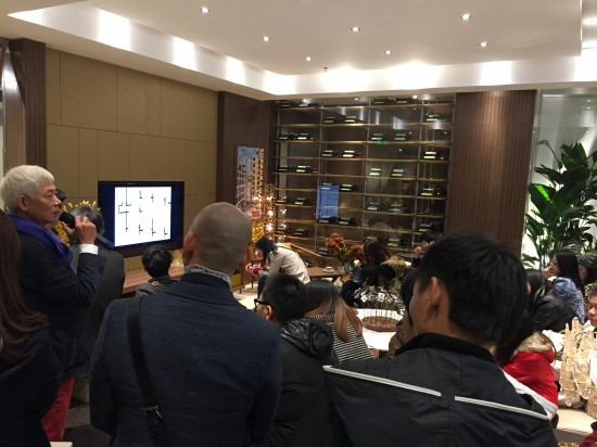 梁少禧为到场设计师讲解迪信家装4.0 梁少禧为到场设计师讲解迪信家装4.0