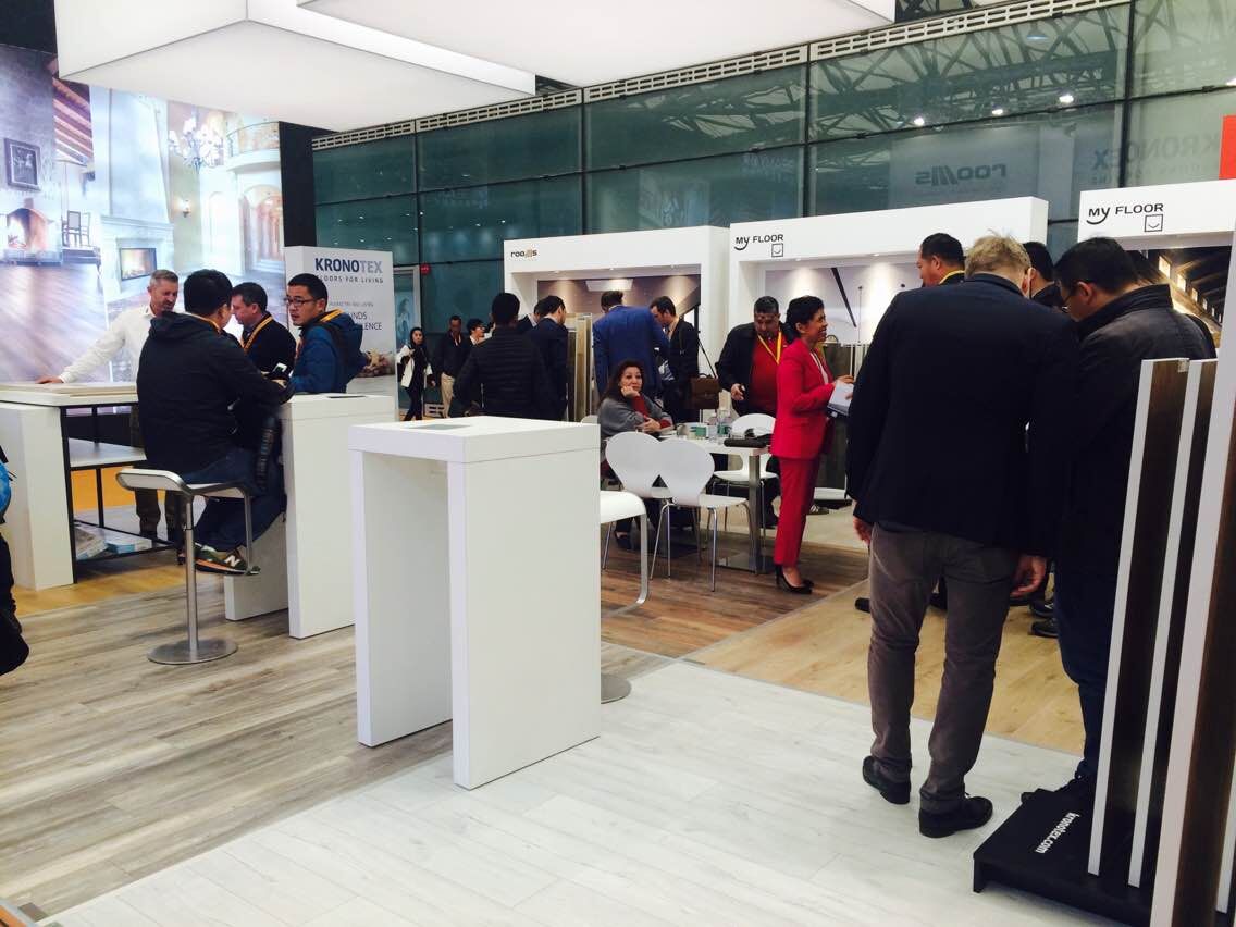 展会现场的国际观众比例大