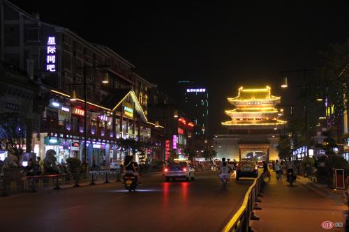 天津鼓楼海鲜夜市(4)
