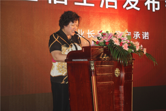 江苏家具协会秘书长冯建华 江苏家具协会秘书长冯建华