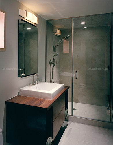浴室玻璃隔断+装修典雅的家居生活