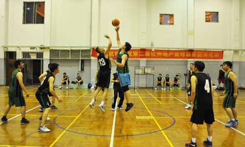 LBA第二届杭州地产篮球赛:默契凯德小胜拼命