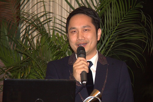 深圳市家具行业协会副秘书长关莹锋