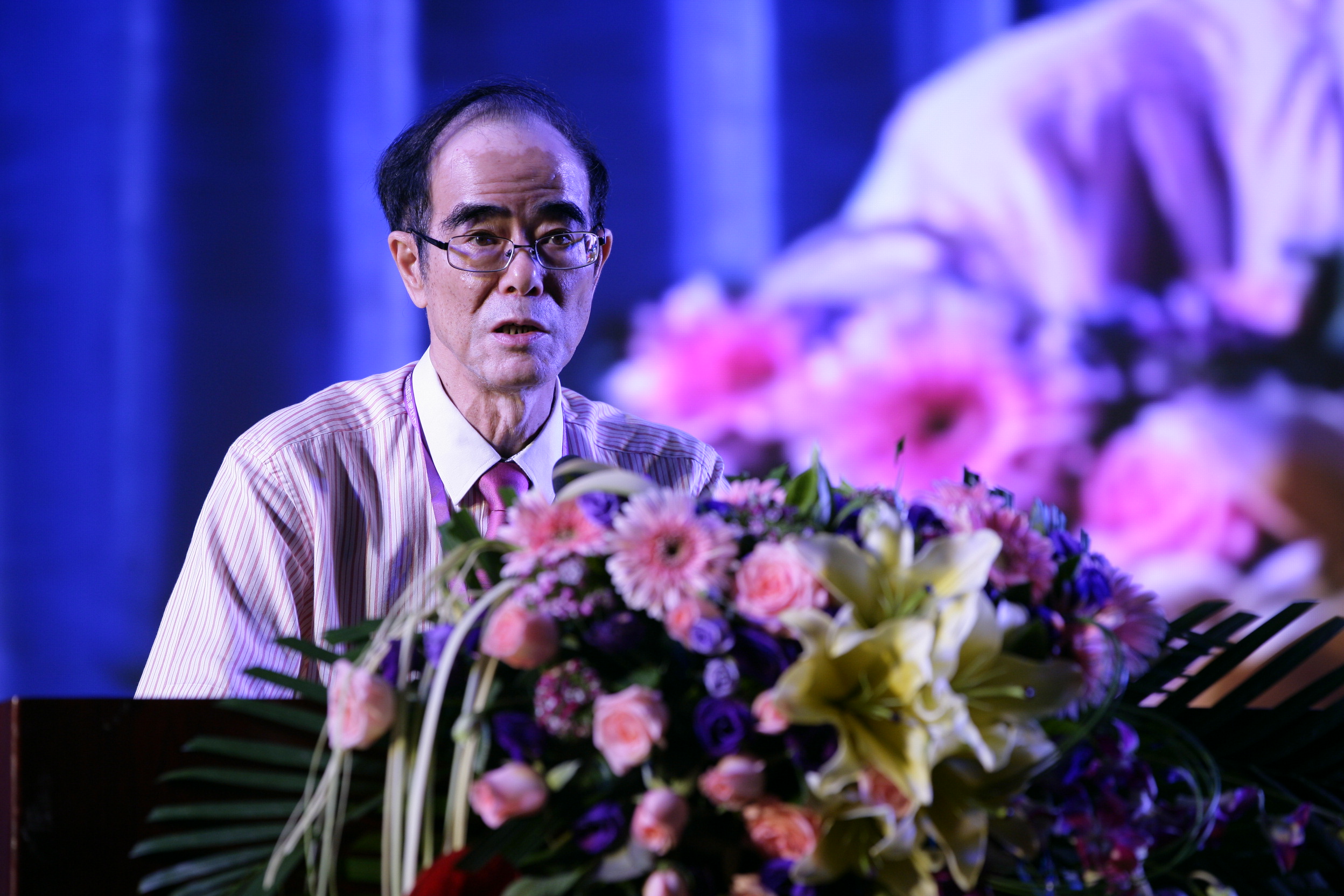 广东家纺协会黄锦权会长致词