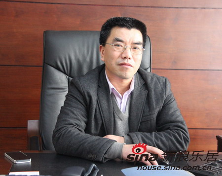 华银集团董事长_中铝华银铝卢东亮
