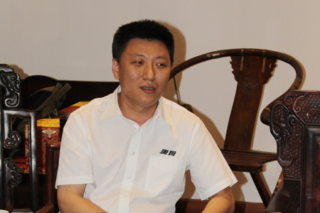 唐姆常務副總經理王謙