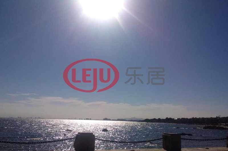 秦皇岛银谷海鲜_渤海最美海湾在哪里沿边建筑好美丽