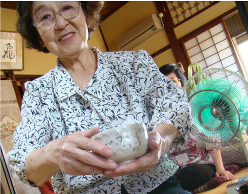 不在家帮忙带孩子 日本老人日常都在干什么