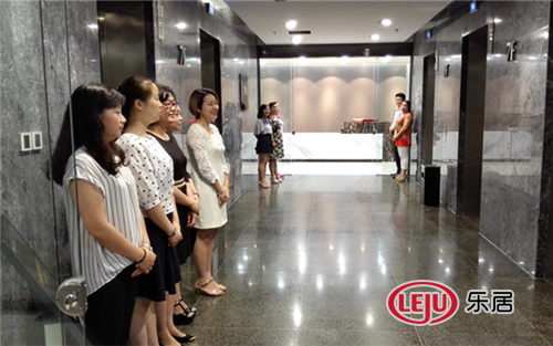 东道主成都司索家人全力支持会场、酒店和全程接待