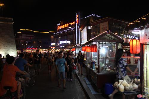 天津鼓楼海鲜夜市(4)