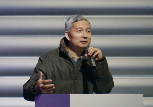 研究学者史建关注于“建筑保护”与“旧城更新”等问题。 研究学者史建关注于“建筑保护”与“旧城更新”等问题。
