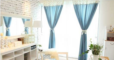 浅色、冷色布料使小房间显得宽敞