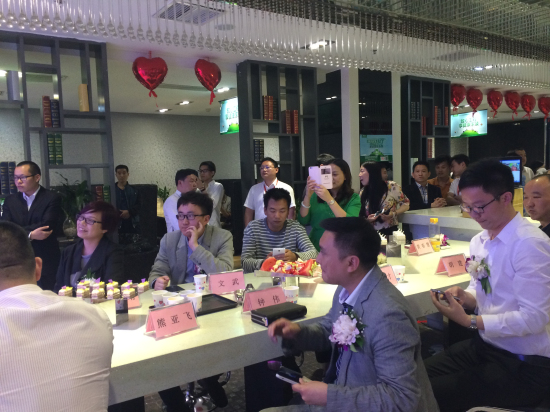 新闻发布会现场
