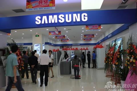 贵阳最大中国移动手机大卖场正式进驻西南电脑
