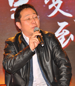 <b>新浪家居总经理 文东</b>