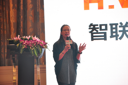 霍尼韋爾環境自控部大中華區副總裁兼總經理吳沛殷女士致辭 霍尼韋爾環境自控部大中華區副總裁兼總經理吳沛殷女士致辭