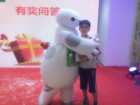 大白萌翻全场