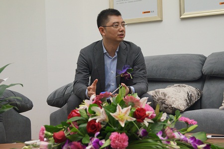 欧派的董事长_欧派动漫