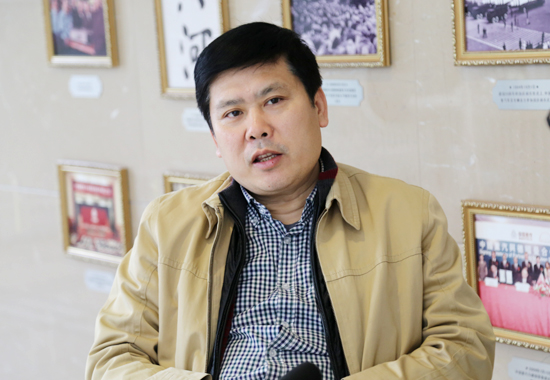 杨斌董事长_杨斌(3)