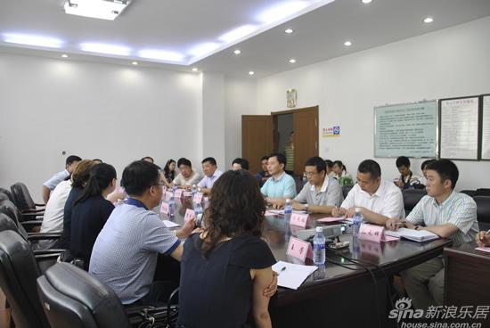 http://src.house.sina.com.cn/imp/imp/deal/db/bf/0/8dfbf6ca482e324ab4f3f999b27_p1_mk1_wm35.jpg