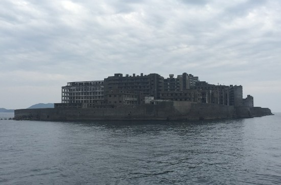军舰岛人口_军舰岛电影(3)