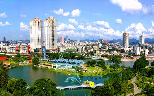 中国GDP是靠房地产支撑的吗_中国gdp增长图(3)