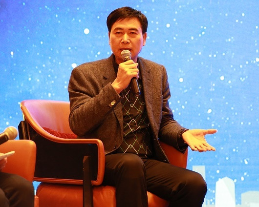 靓家居董事长_东鹏蹲厕靓家居(3)